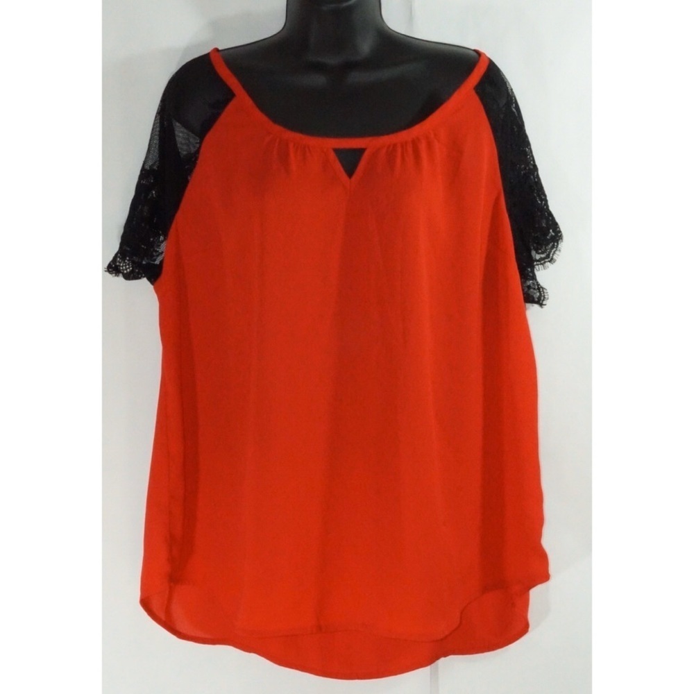 Torrid Red Blouse Black Short Embroidered Sleeve 1